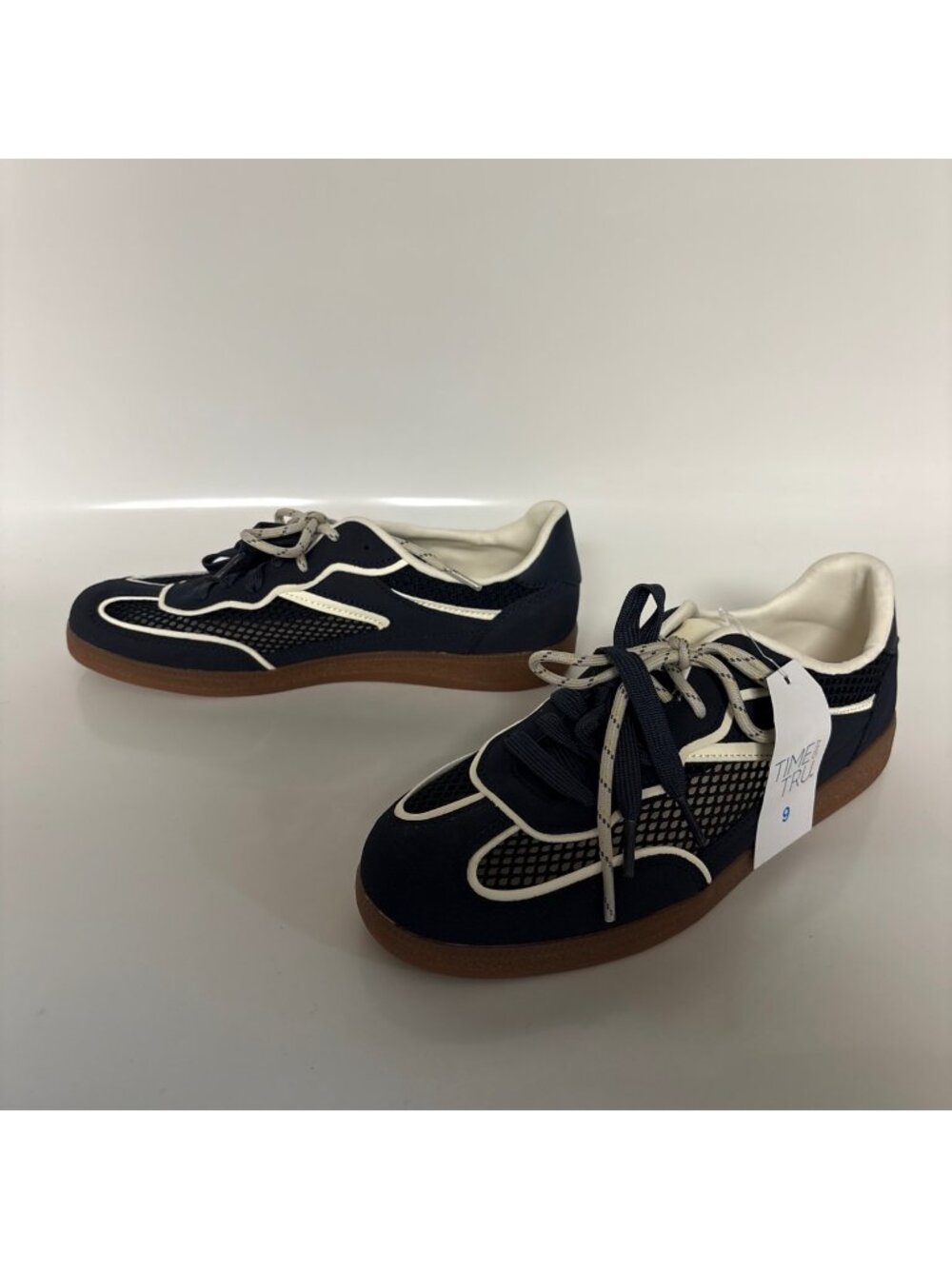Time And Tru Navy White Mesh Lace-Up Sneakers Womens Sz 9 Memory Foam Shoes NEW